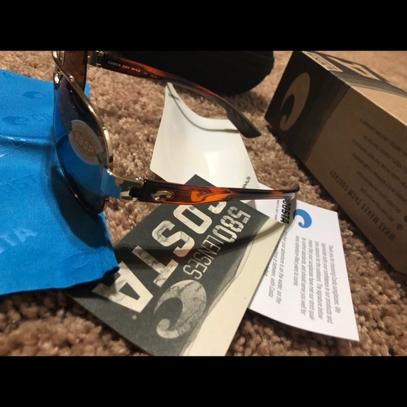 Costa sunglasses - Picture 3 of 4